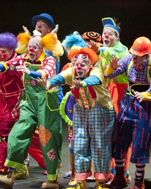 Cirque Mondial event