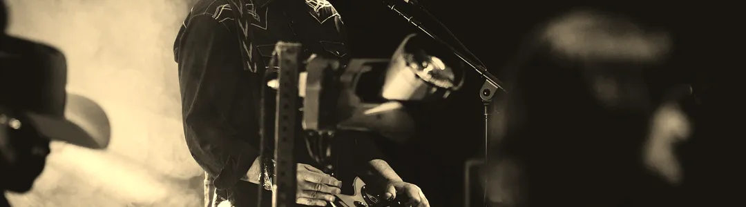 Aaron Lewis and The Stateliners