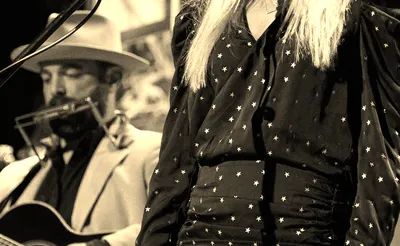 Ellie Holcomb