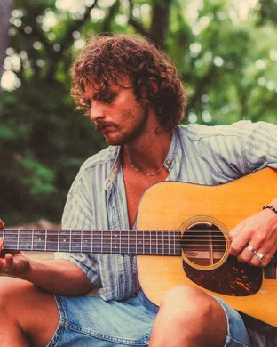 Live concert by Evan Honer