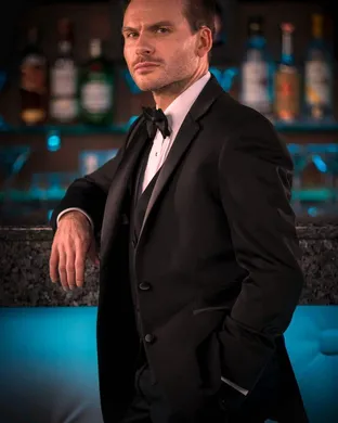 Jason Ladanye