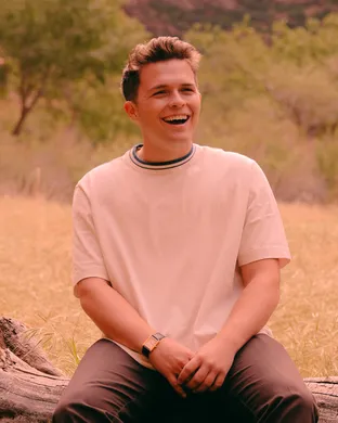 Live concert by Josiah Queen