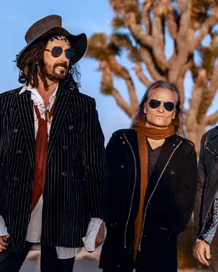 Mike Campbell and The Dirty Knobs