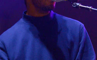 Toro Y Moi